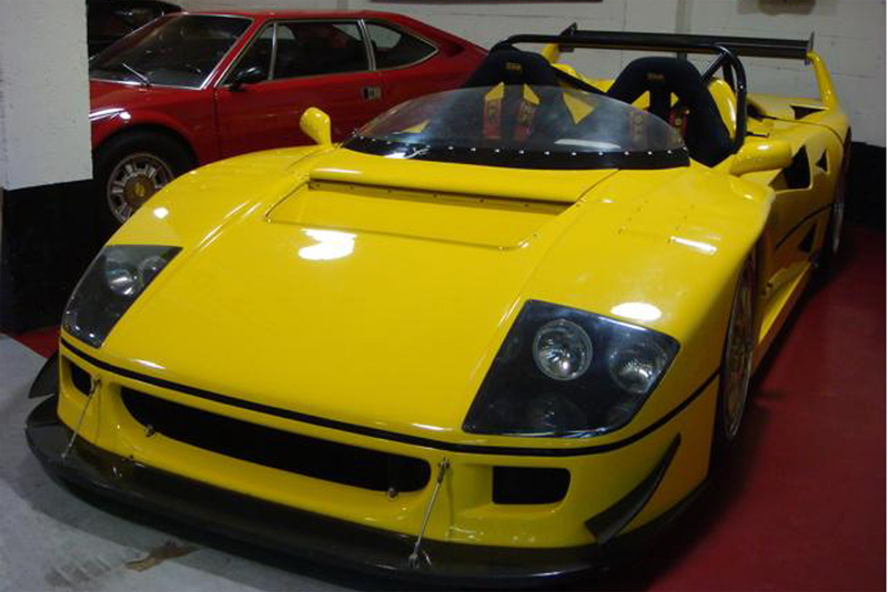 Illustration for article titled The Story Of The Ferrari F40 LM That Lost Its Top